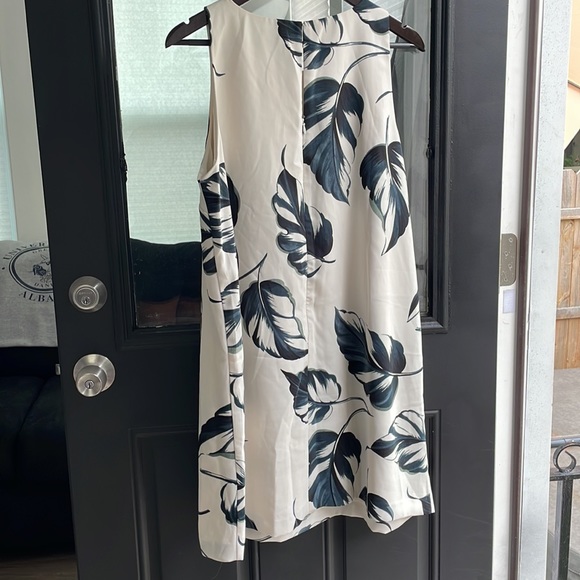 Gorgeous Ann Taylor summer shift dress size 14P - Picture 4 of 4